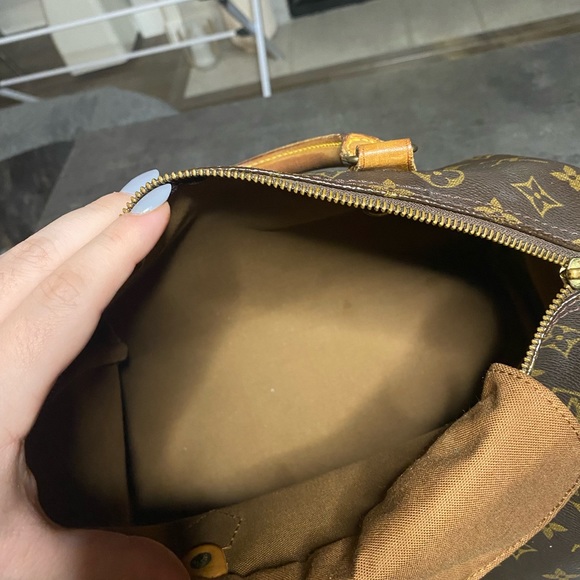 Authentic Louis Vuitton LV Speedy 30 - Picture 11 of 13
